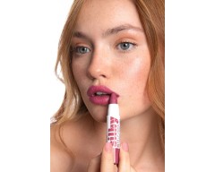 Andreia Silky Matte Lip Crayon 01 Plum lápiz labial