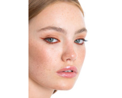 Andreia Waterproof Eyeliner Burnt Red Velvet 12H lápiz de ojo color rojo ladrilo