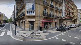 Fachada de la tienda Negredo Profesional San Martín en San Martin Kalea, 46, Donostia-San Sebastián
